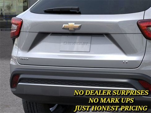 New 2026 Chevrolet Trax LT image 14