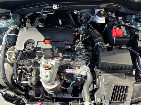 Certified 2027 Honda HR-V Sport image 8