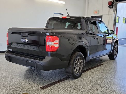 Certified 2022 Ford Maverick XLT FWD image 2