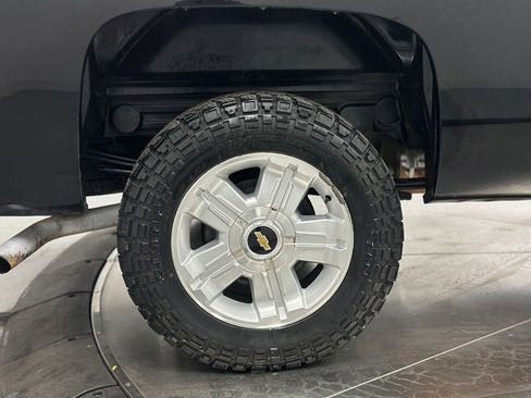 Used 2013 Chevrolet Silverado 1500 LTZ w/ LTZ Plus Package AWD/4WD image 24