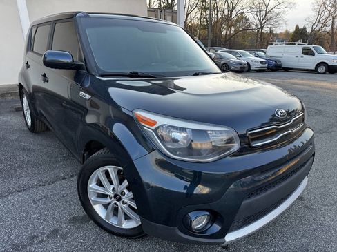 Used 2017 Kia Soul + w/ Audio Package image 3