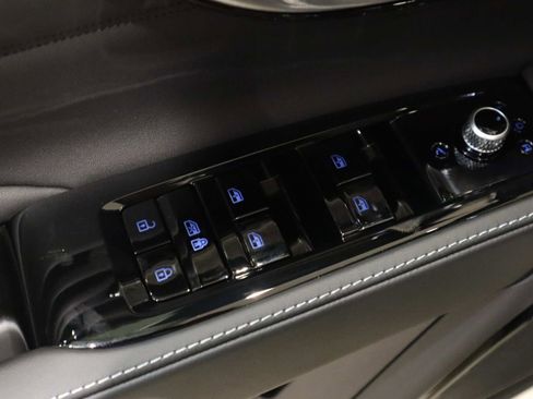 New 2025 Maserati Grecale Modena image 25