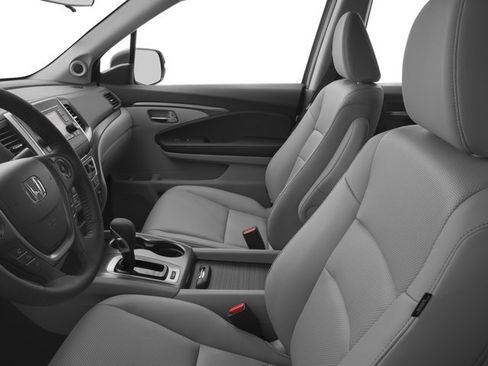 Used 2017 Honda Ridgeline RTL image 9