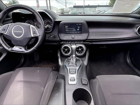 Used 2018 Chevrolet Camaro LT image 14