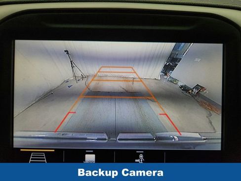 Used 2019 GMC Sierra 1500 SLE w/ SLE Value Package image 20