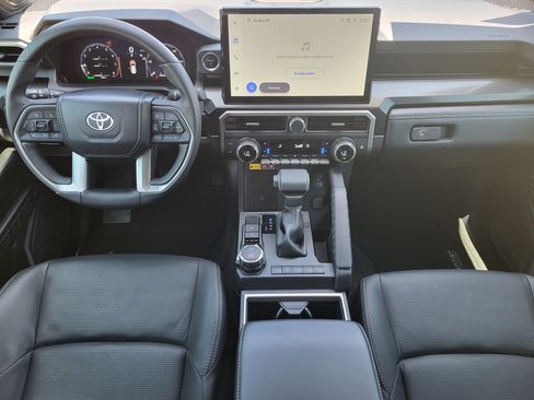 Certified 2025 Toyota 4Runner Limited AWD/4WD image 22