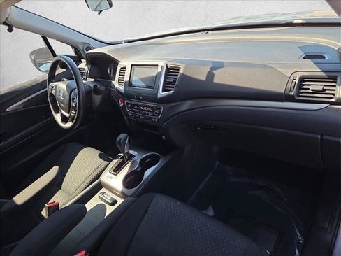 Used 2019 Honda Ridgeline Sport image 21