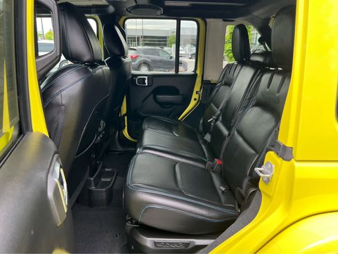 Used 2023 Jeep Wrangler Unlimited Rubicon 4xe w/ Safety Group AWD/4WD image 26