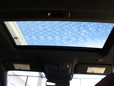 Used 2018 INFINITI Q60 3.0t Sport w/ Sensory Package 3.0T Sport image 28