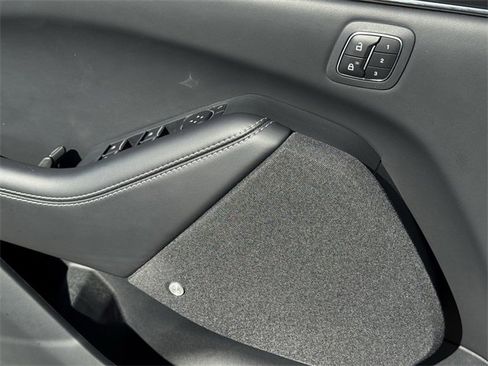 Used 2025 Ford Mustang Mach-E Premium image 25