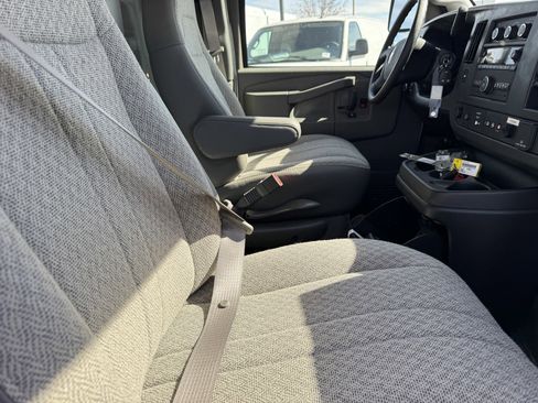 New 2025 Chevrolet Express 3500 w/ Power Convenience Package image 8