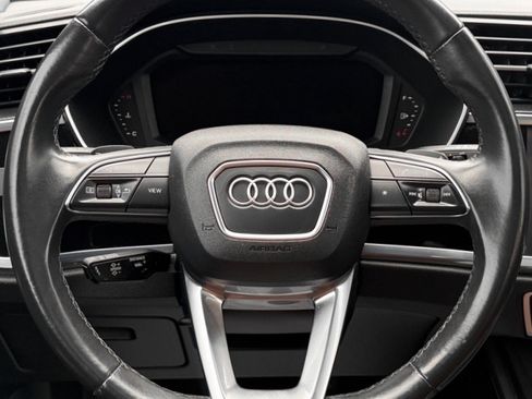 Used 2021 Audi Q3 2.0T Premium Plus w/ Premium Plus Package AWD/4WD image 18
