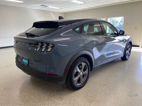 Used 2023 Ford Mustang Mach-E Select image 7