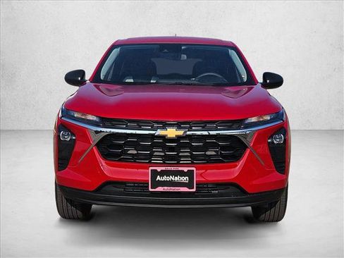 New 2026 Chevrolet Trax LS image 6