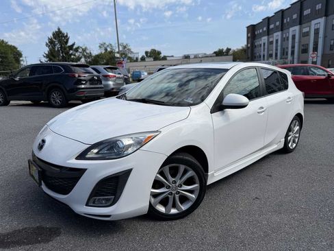Used 2011 MAZDA MAZDA3 s Grand Touring w/ Tech Pkg FWD image 3