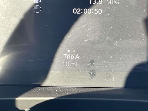 New 2025 Jeep Grand Cherokee Altitude image 30