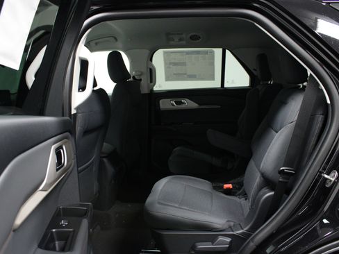 New 2026 Ford Explorer Active image 13