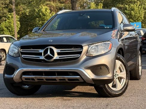 Used 2018 Mercedes-Benz GLC 300 4MATIC image 1
