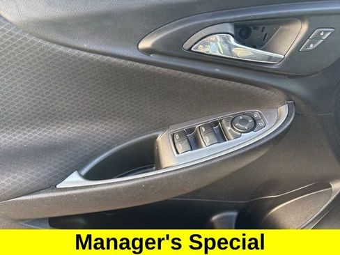 Used 2024 Chevrolet Malibu LT image 13
