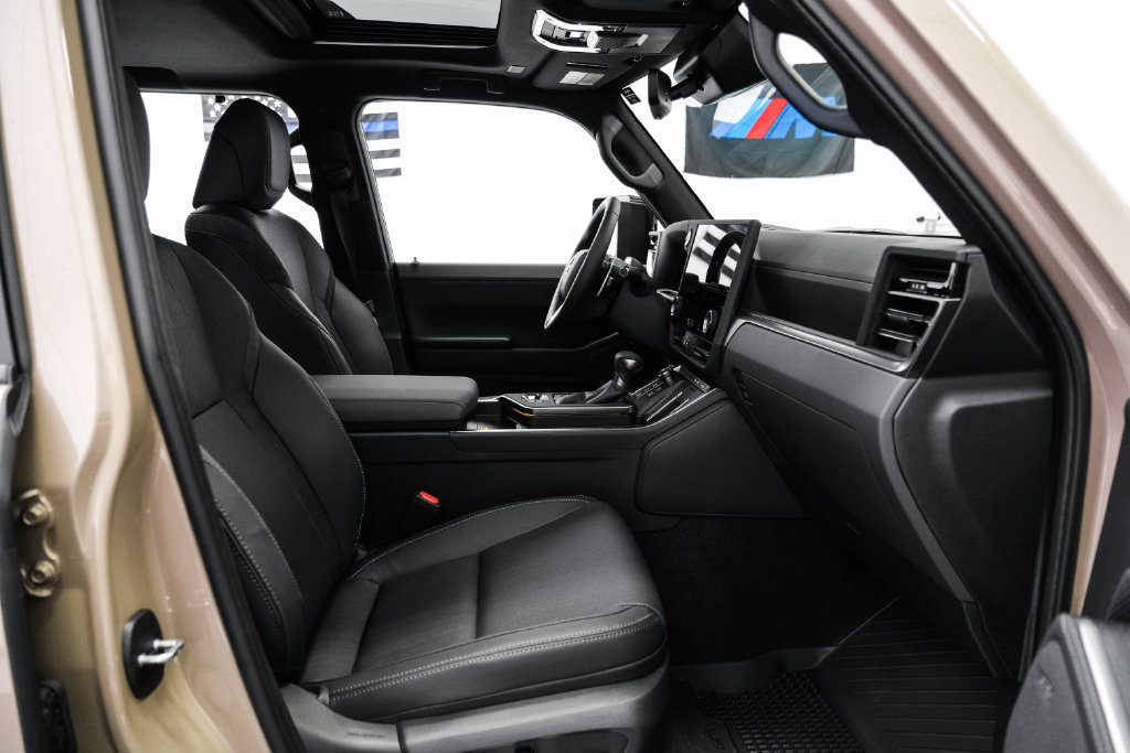 Used 2026 Lexus GX 550 AWD/4WD image 37