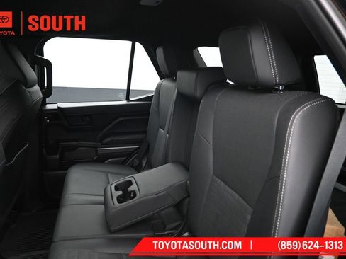 Used 2025 Toyota 4Runner TRD Sport Premium AWD/4WD image 28