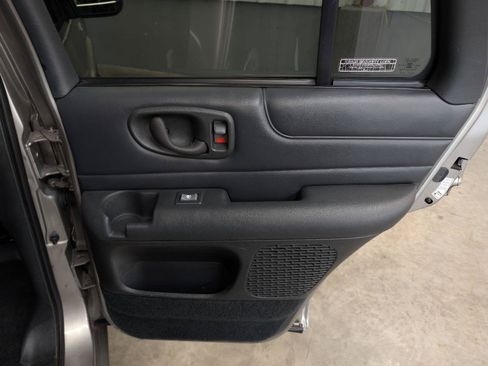Used 2000 GMC Jimmy SLT AWD/4WD image 35