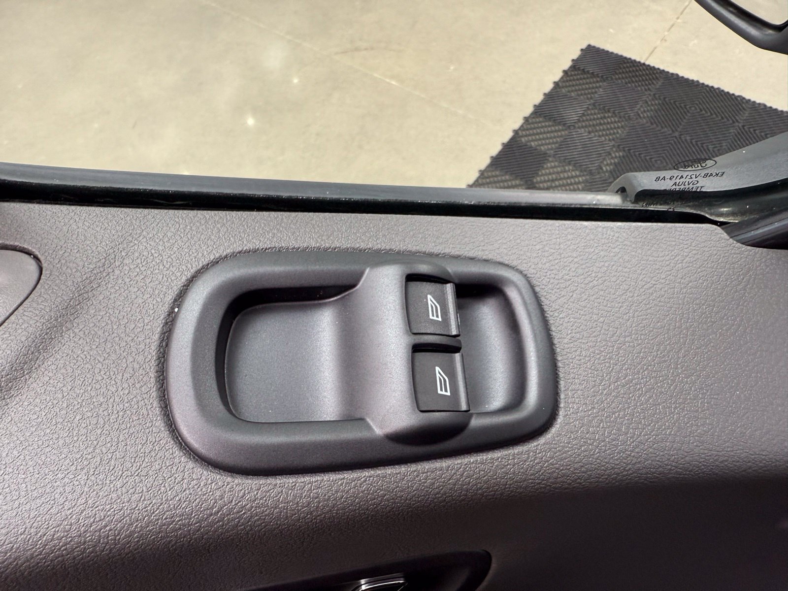 Used 2025 Ford Transit 250 Low Roof w/ Load Area Protection Package RWD image 18