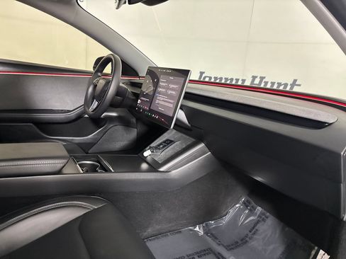 Used 2025 Tesla Model 3 Long Range RWD image 26