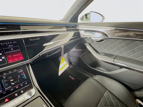 New 2025 Audi S8 4.0T image 26