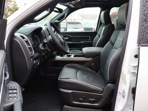 Used 2025 RAM 2500 Laramie image 12