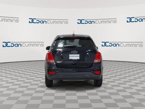 Used 2020 Chevrolet Trax LS FWD image 7
