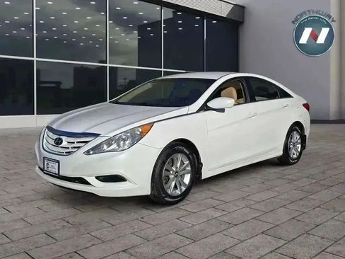 Used 2012 Hyundai Sonata GLS w/ Popular Equipment Pkg image 1
