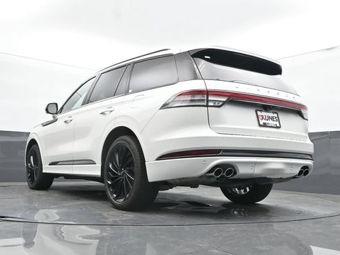 Used 2025 Lincoln Aviator Reserve w/ Luxury Package AWD/4WD image 47