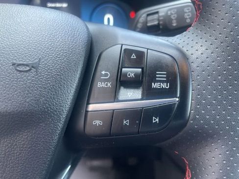 Used 2025 Ford Escape ST-Line Elite AWD/4WD image 26