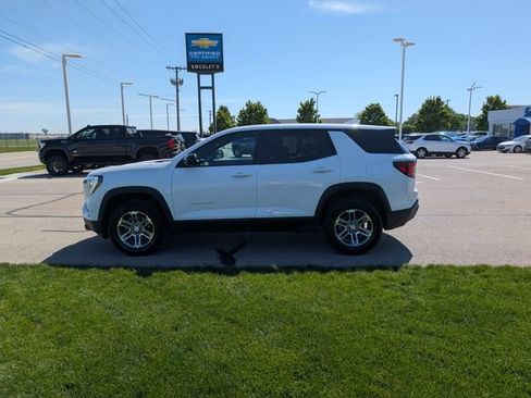 Used 2026 GMC Terrain Elevation AWD/4WD image 9