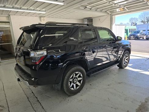 Used 2019 Toyota 4Runner TRD Off-Road Premium image 6