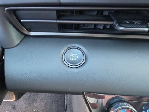 Used 2025 Hyundai Elantra Sport FWD image 25