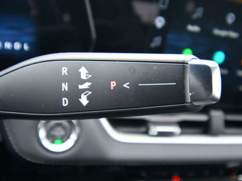 Used 2026 Chevrolet Equinox LT w/ Convenience Package II AWD/4WD image 28