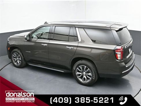 Used 2021 Chevrolet Tahoe LT w/ LT Signature Package image 21