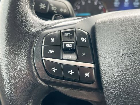 Used 2020 Ford Explorer XLT w/ Equipment Group 202A image 23