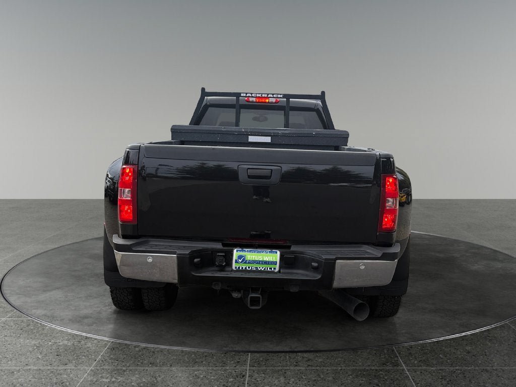 Used 2007 GMC Sierra 3500 SLT w/ Entertainment Package AWD/4WD image 9