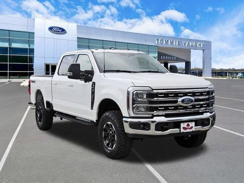 Used 2026 Ford F250 Lariat w/ Tremor Off-Road Package AWD/4WD image 6
