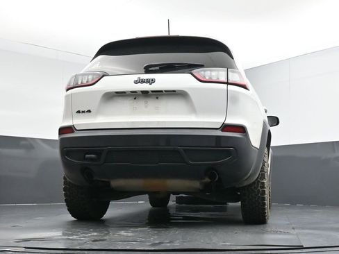 Used 2019 Jeep Cherokee Latitude image 23