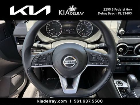 Used 2023 Nissan Sentra SV FWD image 28