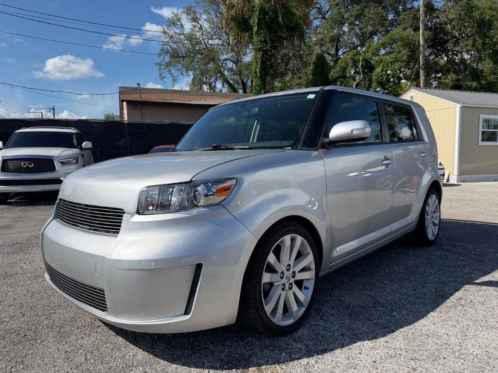 Used 2009 Scion xB FWD image 1