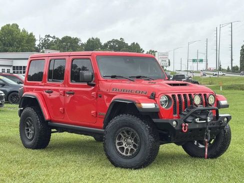 Used 2022 Jeep Wrangler Unlimited Rubicon w/ Xtreme Recon 35" Tire Package AWD/4WD image 14