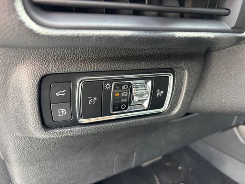 Certified 2024 Lincoln Corsair Grand Touring w/ Equipment Group 301A AWD/4WD image 14