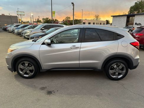 Used 2018 Honda HR-V EX-L image 6