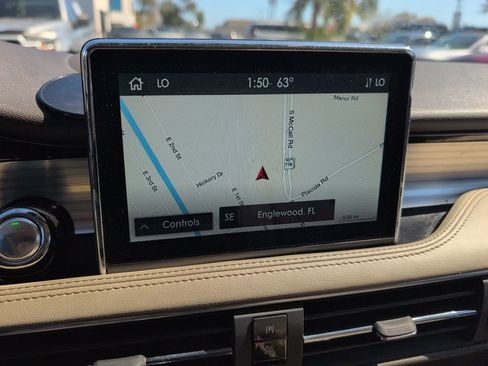 Used 2022 Lincoln Corsair Standard w/ Equipment Group 101A image 16