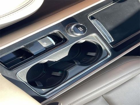 Used 2020 Lincoln Corsair FWD image 37